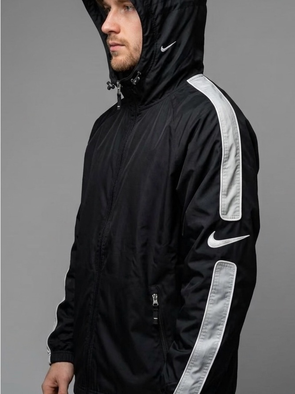 Vintage Nike Black insulated  Windbreaker/Heavy Duty with  grey Sleeve Stripes